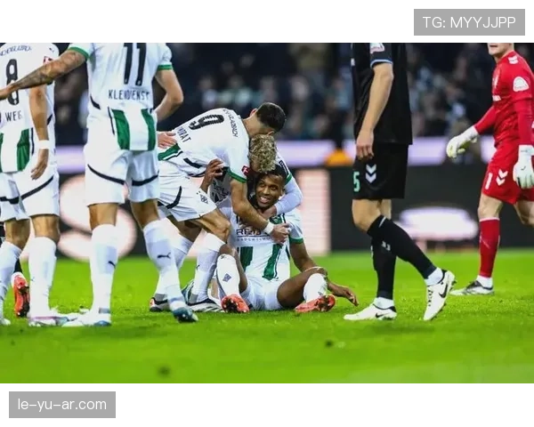 门兴防线漏洞频出，对手屡次破门得分