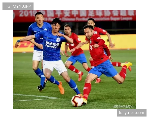 中超赛季回顾：强队崛起与高光时刻共绘精彩篇章