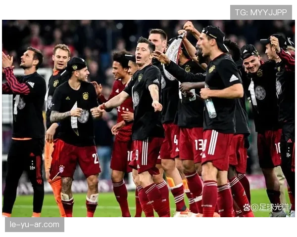 拜仁慕尼黑历史射手榜更新，传奇前锋稳健表现引热议