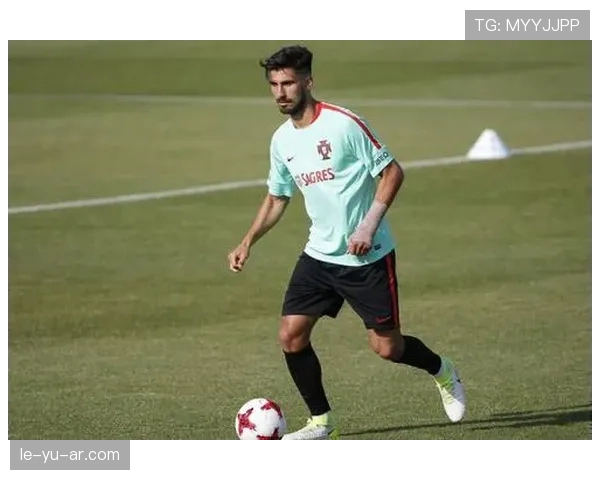 凯塞多中场状态回暖，转会市场备受豪门关注分析