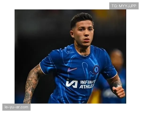 切尔西中场问题显现，控球节奏受限，当前阶段对赛季走势形成制约